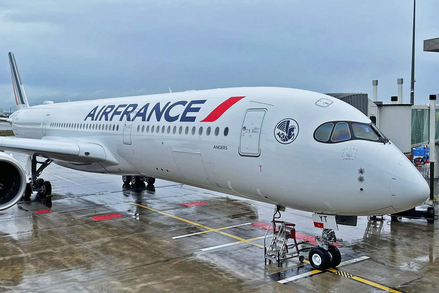 Image de l'article intitulé Le vol transatlantique d'Air France se termine par un effrayant incident de frappe arrière